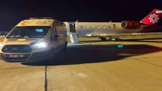 Karsta ambulans uçak 44 günlük bebek için havalandı