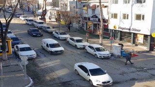 Karsta araç sayısı rekora koşuyor