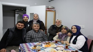 Kartepede Alo Evlat ekiplerinden hane ziyaretleri