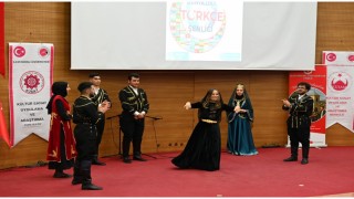 Kastamonu Üniversitesinde Türkçe şenliği düzenlendi