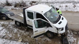 Kastamonuda işçileri taşıyan kamyonet yan yattı: 7 yaralı