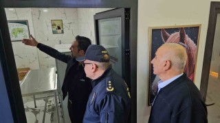 Kaymakam Kan ve Başkan Tetik, Veteriner Kliniği açılışına katıldı