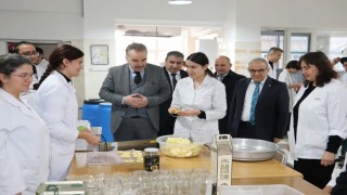 Kaymakam Odabaş meslek lisesindeki üretim alanlarını inceledi