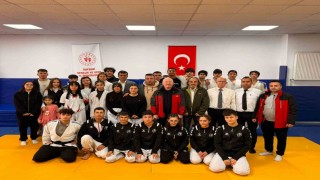 Kayseride Jujitsu sporcuları 2026 startını verdi