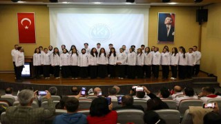 KAYÜde geleceğin mutfak şefleri ve aşçilari önlüklerini giydi