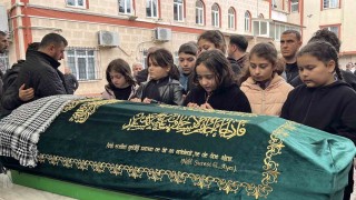 Kazada ölen Miraç İslam, gözyaşlarıyla defnedildi