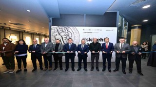 Kazı çalışmalarında ortaya çıkarılan tarihi eserlerin fotoğraflarından oluşan sergi açıldı