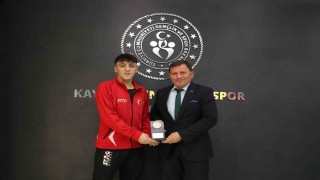 Kenan Eren Kahramandan Ali İhsan Kabakcıya ziyaret