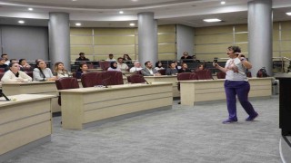 Kepez Belediyesinde personele solunum sağlığı eğitimi verildi