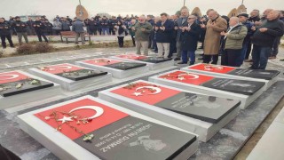 Keşanda trafik kazasında hayatını kaybedenler için yapılan anıt açıldı