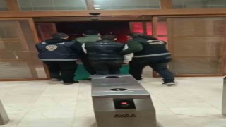 Kırıkhanda hırsızlık şüphelisi 2 kişi yakalandı