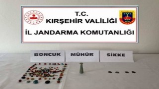 Kırşehirde Anadolu Mirası operasyonu: Çok sayıda tarihi eser ele geçirildi