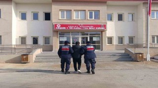 Kırşehirde aranan şahıs yakalandı