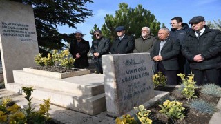 Kırşehirde Muharrem Ertaş kabri Başında Anıldı