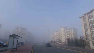 Kırşehirliler güne sisli bir havada uyandı