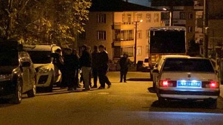 Kocaelide 16 yaşındaki genç evde başından vurulmuş halde bulundu