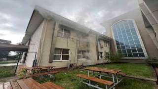 Kocaelide ilkokulda yangın paniği