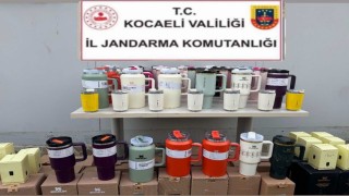 Kocaelide piyasa değeri yüksek ünlü markaya ait 100 termos ele geçirildi