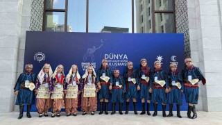 Kocaelinin Gonca Efeleri Cumhurbaşkanı Erdoğanın önünde sahne aldı