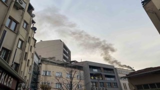 Kömür kazanından çıkan duman hava kalitesini düşürüyor