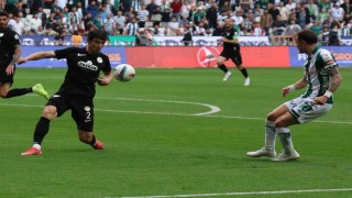 Konyaspor ile Çaykur Rizespor 33. randevuda