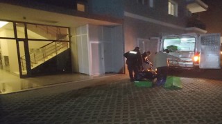 Kuşadasında bir kişi evinde ölü bulundu