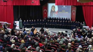 Kütahya Tavşanlıda 36 kız hafız için görkemli icazet töreni