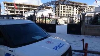 Malatyada cami tuvaletinde baygın bulunan genç hastaneye kaldırıldı