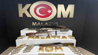 Malatyada ruhsatsız silah operasyonu: 2 gözaltı