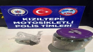 Mardinde durdurulan araçta esrar ele geçirildi