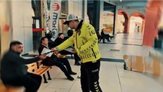Mardinde sürücü ve yolculara emniyet kemeri bilgilendirmesi
