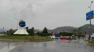 Marmariste son 24 saatte 60 kilogram yağış düştü