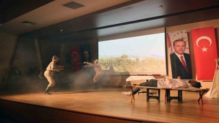 Mehmet Akif Talasta tiyatro ile anıldı