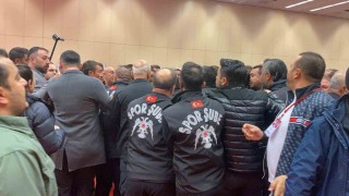 Mehmet Kaya adaylıktan çekildi