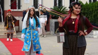 Mersinde Yörük Göçer Kültür Kalır şöleni