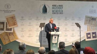 Mevlananın 7 asırlık Mesnevi mirası Mana ve Nakış: Müzehhep Mesneviler Yazma Eser sergisinde anlatıldı