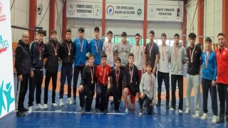 Minderde kıyasıya mücadele edildi