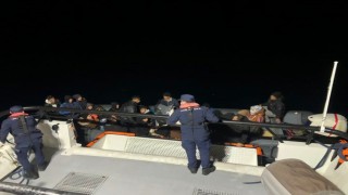 Motor arızası nedeniyle sürüklendiler