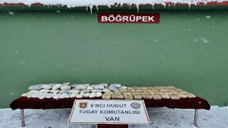 MSB: Van hudut hattında icra ettiği arama tarama faaliyetleri kapsamında 77 kilo 805 gram uyuşturucu madde ele geçirdi