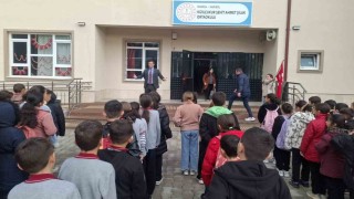 Müdür Yıldırak öğrencilerle buluştu