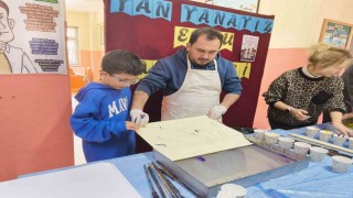 Muğlalı öğrenciler ebru sanatıyla tanıştı