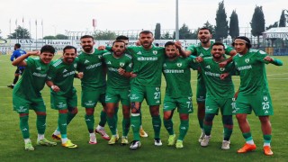 Muğlaspor deplasmanda zirveyi kaptı