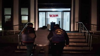 Muşta 8 yıl 9 ay kesinleşmiş hapis cezası bulunan firari jandarma tarafından yakalandı