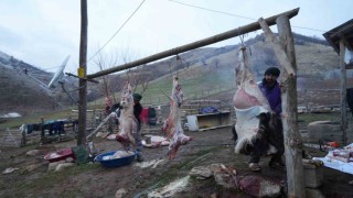 Muşta asırlık kavurma geleneği yaşatılıyor