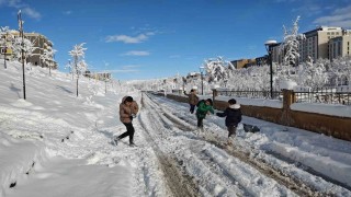 Muşta eğitime kar engeli: Okullar 1 gün tatil