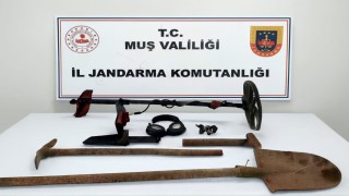 Muşta sit alanında kaçak kazı yapan 3 kişi yakalandı