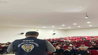 Nazilli İktisadi ve İdari Bilimler Fakültesinde Siber Güvenlik Semineri düzenlendi