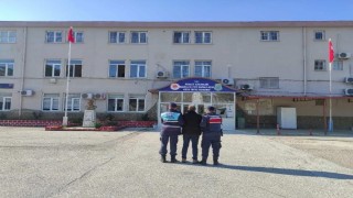 Nazillide satışa hazır uyuşturucuyla yakalandı