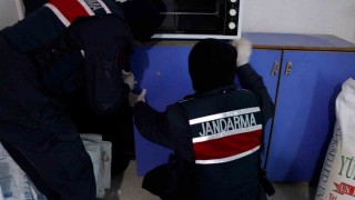 Nevşehir İl Jandarma Komutanlığından 3 ilde operasyon: 4 gözaltı