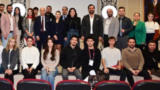 OKÜ’de Gazeteciliğin Geleceği Konuşuldu